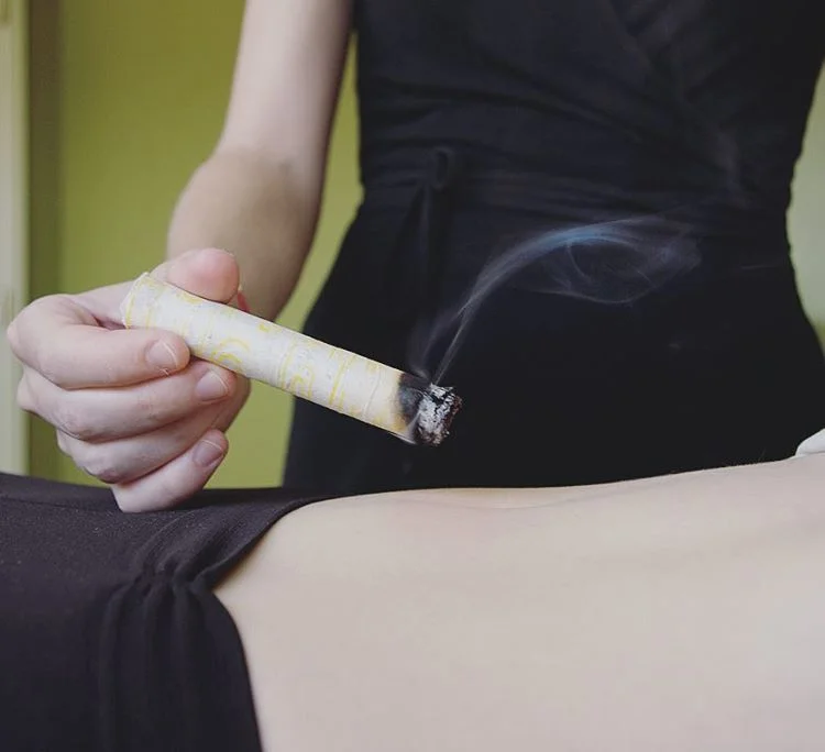 Do you know about moxibustion? “Moxa,” as we call it, is an amazing form of heat therapy. The herb mugwort is used to dispel cold and circulate qi & blood through the meridians. Moxa is very effective at helping to turn breech babies prior to delivery by increasing the fetal movements of the baby. It can also be used to treat pain and menstrual cramps, increase digestive function & metabolism, and boost immunity… Moxa has been used for thousands of years in traditional Chinese & folk medicines and we still use it commonly today in combination with acupuncture. 🔥✨🎏
.
.
.
#tcm #herbs #moxibustion #acupuncture #chinese #wellness #selfcare #naturalliving #healthylifestyle #alternativemedicine #heat #feeltheburn #pregnancy #prenatal #mugwort #medicinekitchen