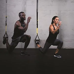 lady-and-man-doing-a-lunge.jpg