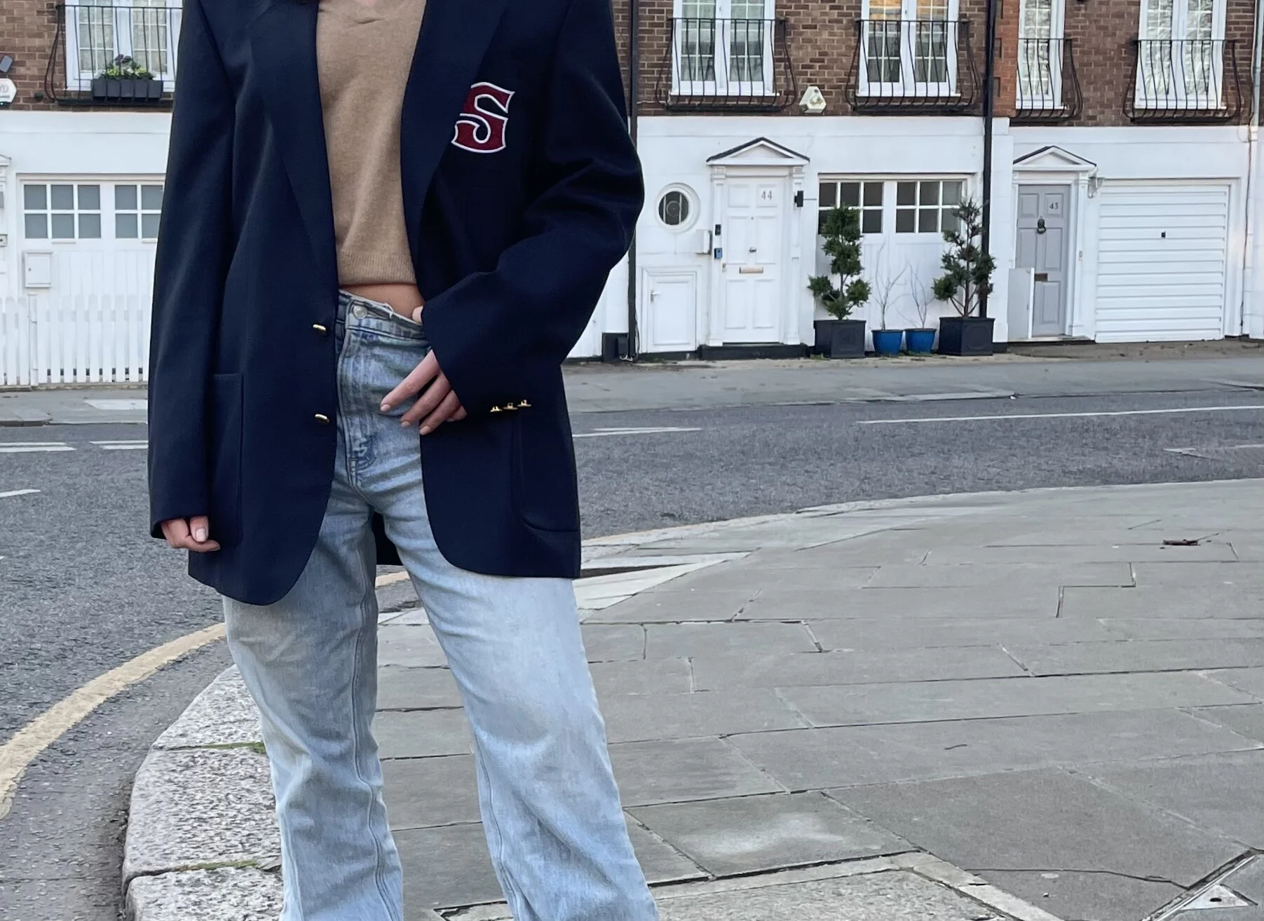 EF7A74C5-366B-45DE-93F3-5D25571E2B3C