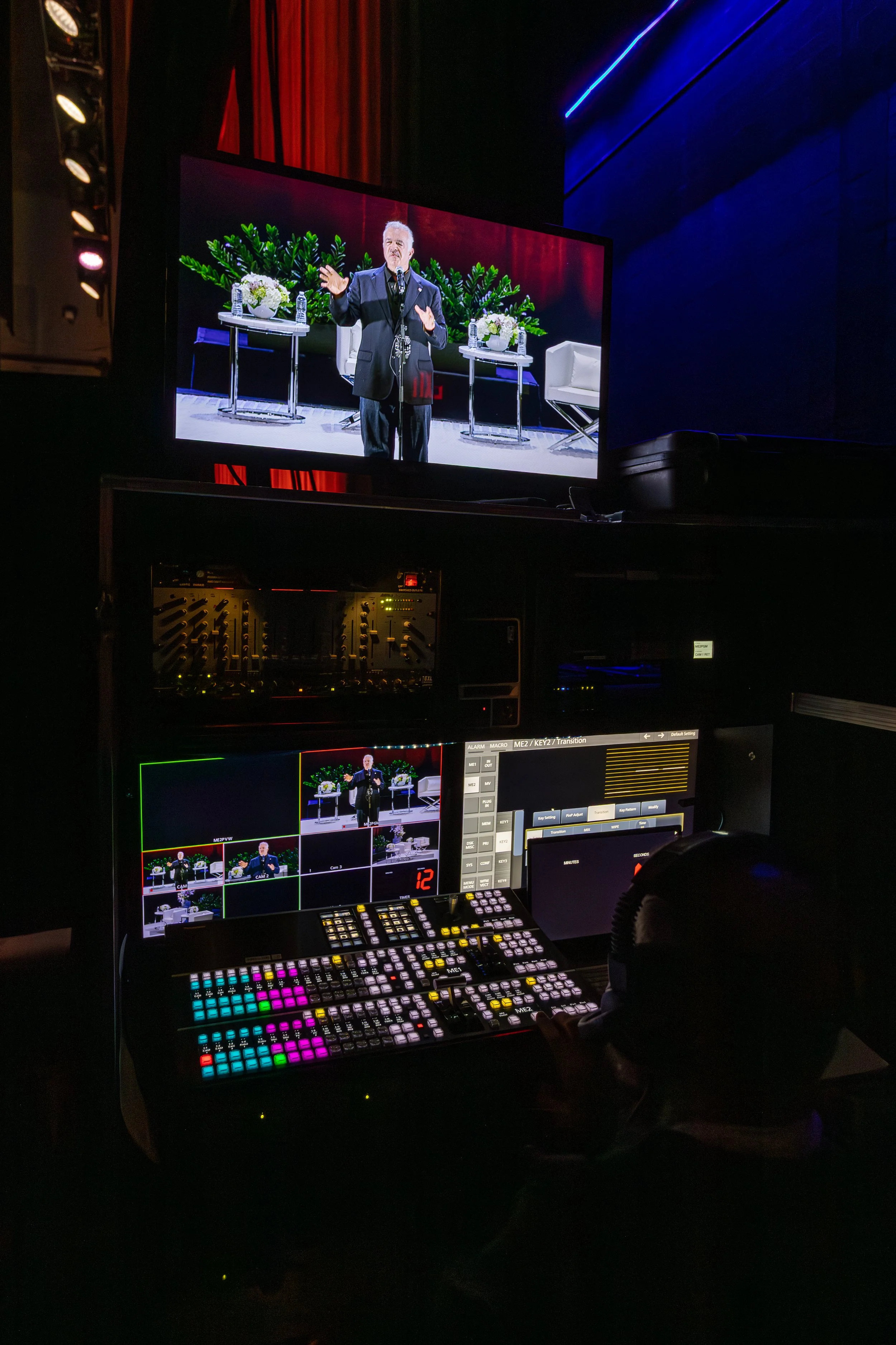 Megyn_Kelly_Tour-17.jpg