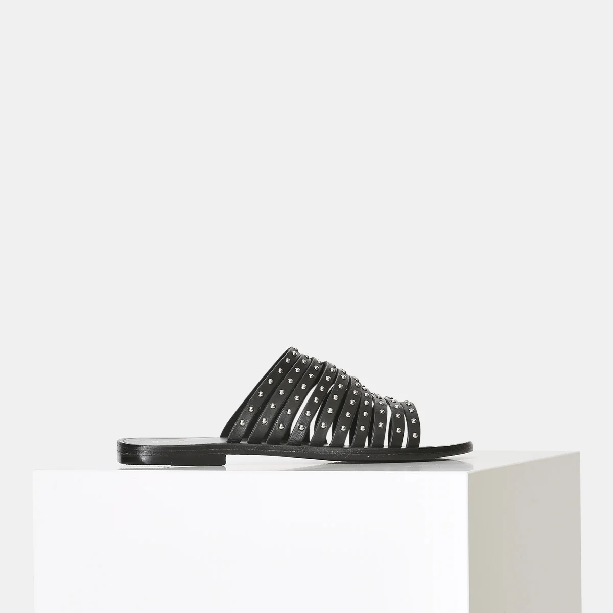 Shoe-the-Bear-Jenna-Studs-Black_0.jpg