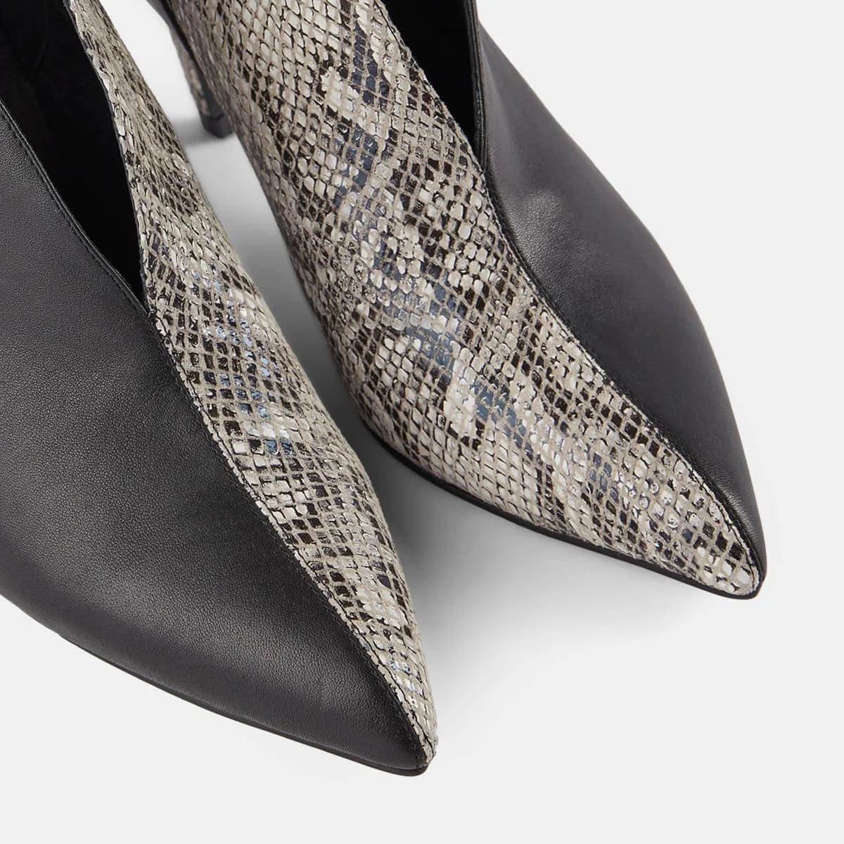 Shoe-the-Bear–Vanessa-Low-Cut-Snake_2.jpg