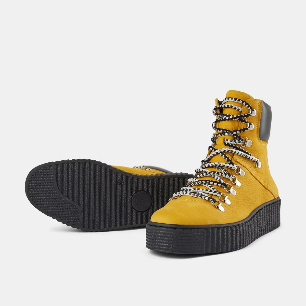 Agda_Nubuck_Snorestovle-Boots-STB1416-Gul-2.jpg
