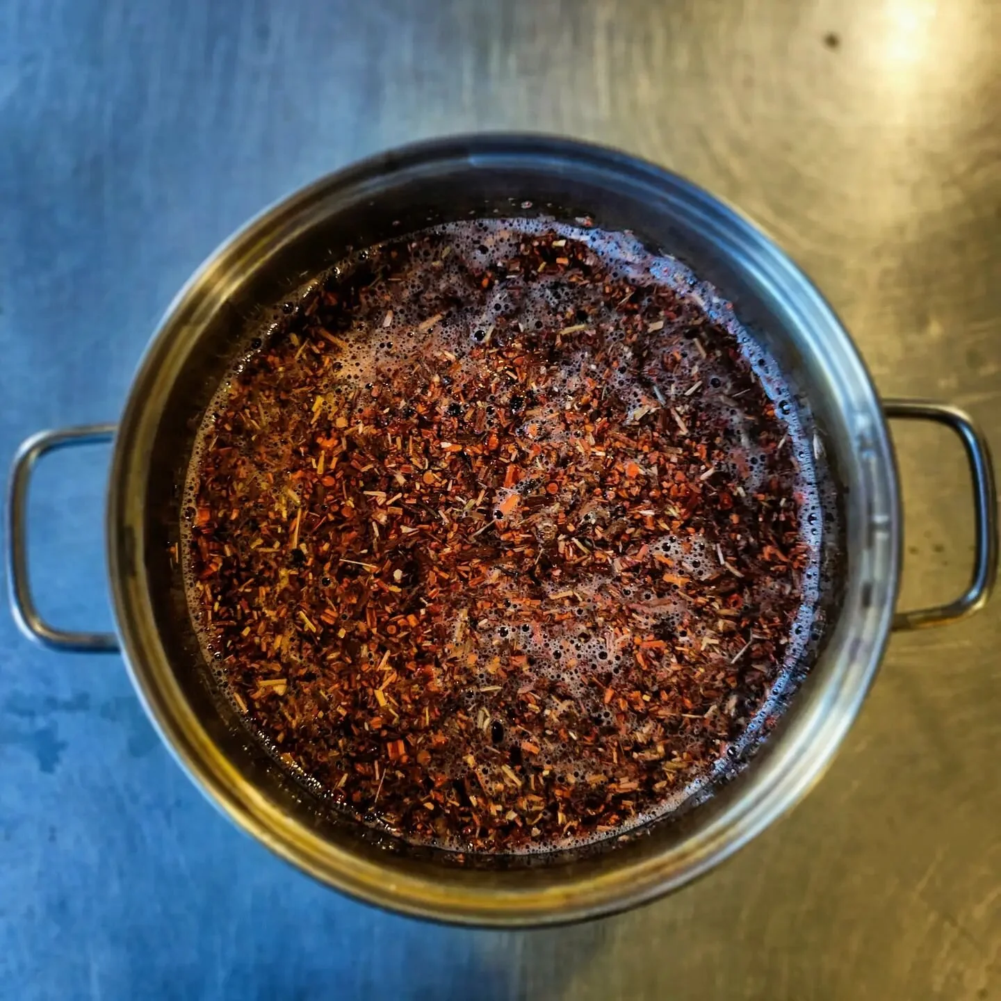 A little walk into the process.. I have been working on creating a print paste made from madder and food grade binders to screen print with as an alternative to a synthetic dye paste. 

Madder (Rubia Tinctoria) has been cultivated and used as a dyest