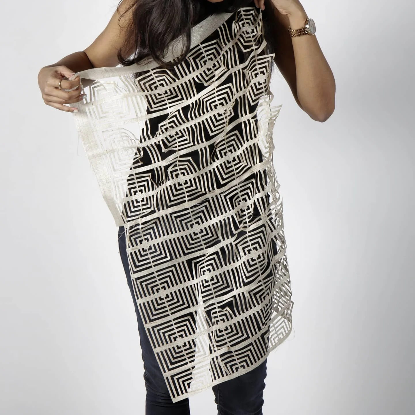 Laser-cut on Khadi Silk

#nationalhandloomday #madeinindia #khadisilk #craft #lasercut #generativedesign #digital #physical #textile #rcatextiles #designresearch
