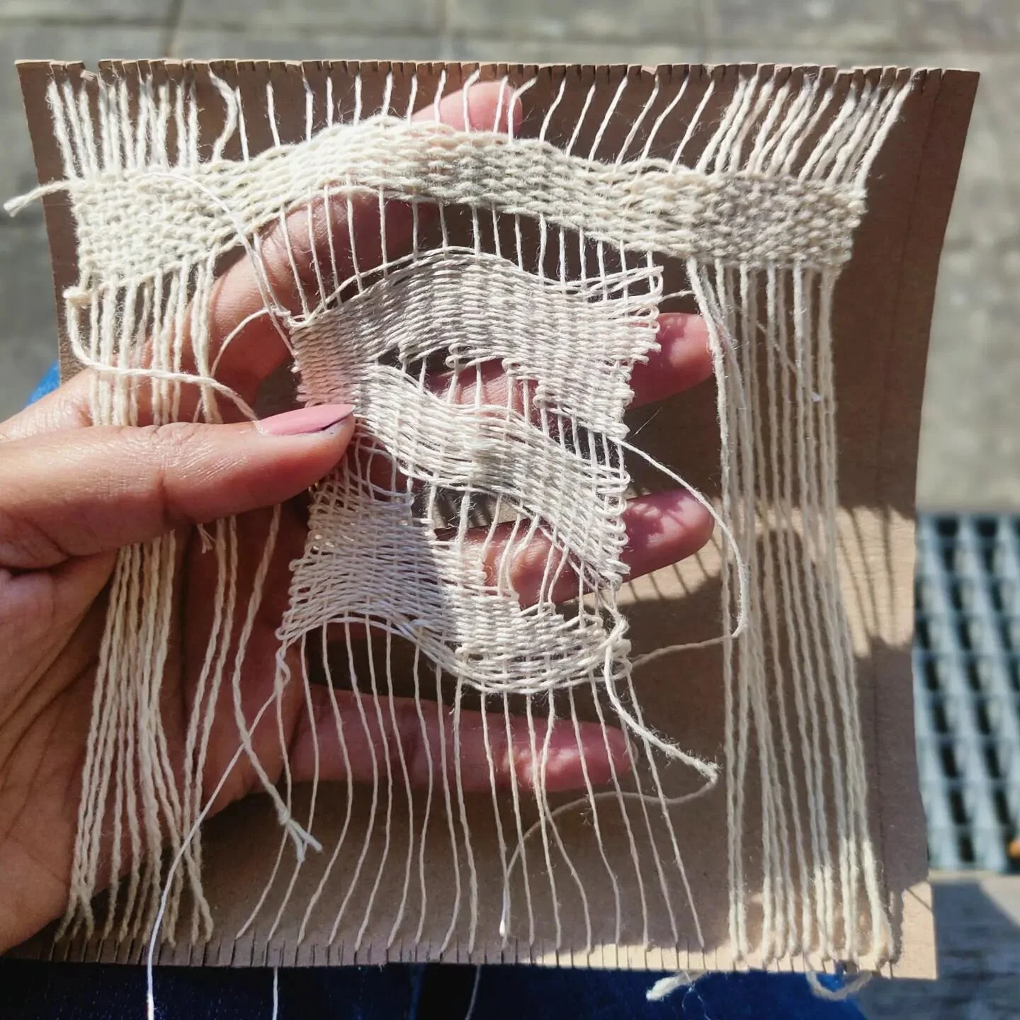Locally sourced #linen and #wool  Slow weave 04.2021 

#artist #residency #mobility #experience #arthouseholland #process #slow #weave #tapestry #textile #craft #meditative #calm