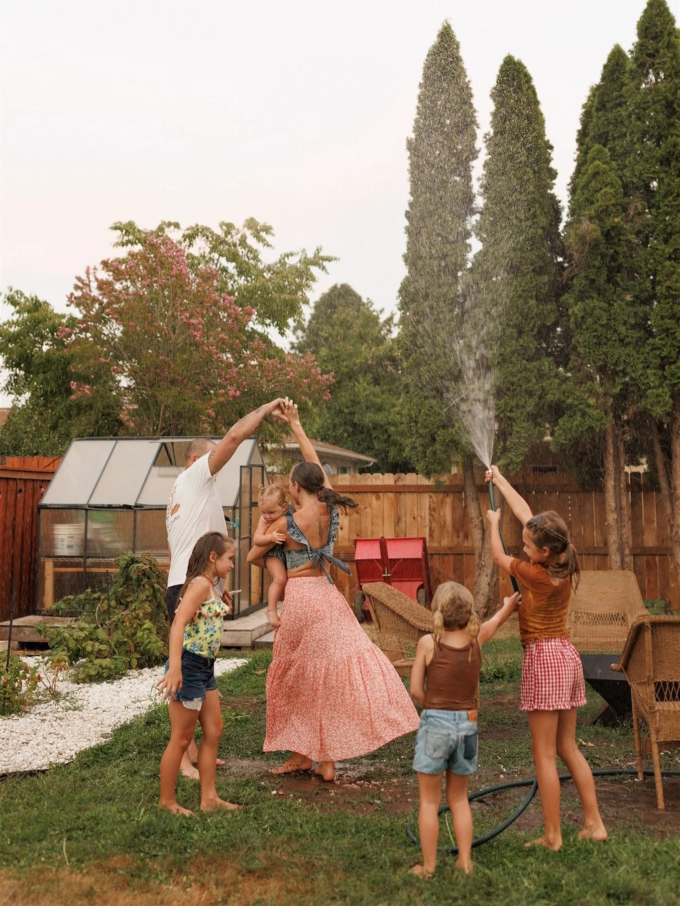 Reluctantly letting go of summer 🥲🫶🏼
#byesummer #familyphotos #familyphotographer #roseburgoregonphotographer