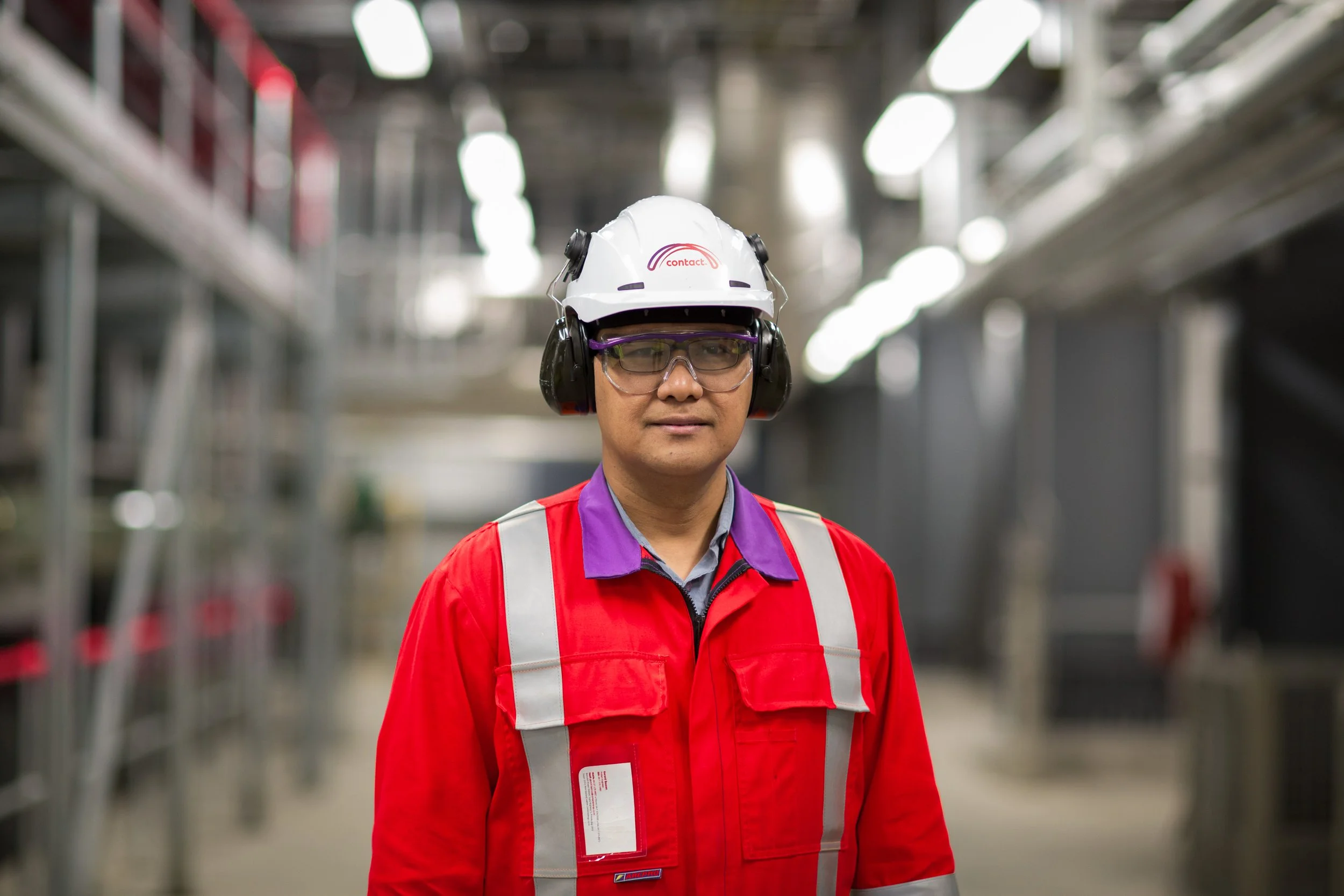 Contact 1. Inside  Power station[44].jpg