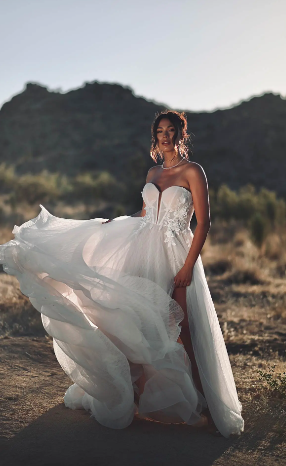 Martina Liana Trunk Show