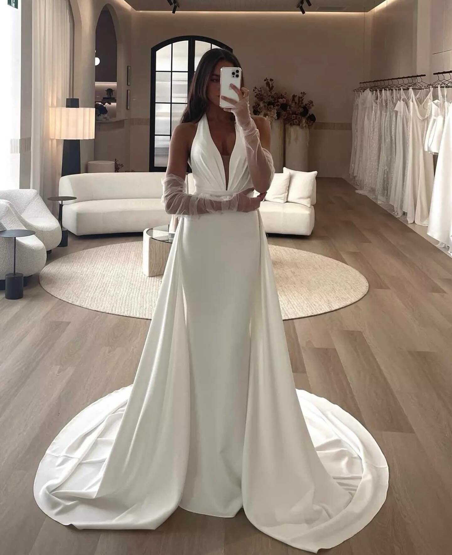 Audrey perfectly paired with Grayson🤍

The stunning Audrey gown with the Grayson overskirt from @madewithlovebridal
A few appointments are still available for the trunk show! Give us a call to secure one of these spots!

#lilysaratoga #madewithlove 