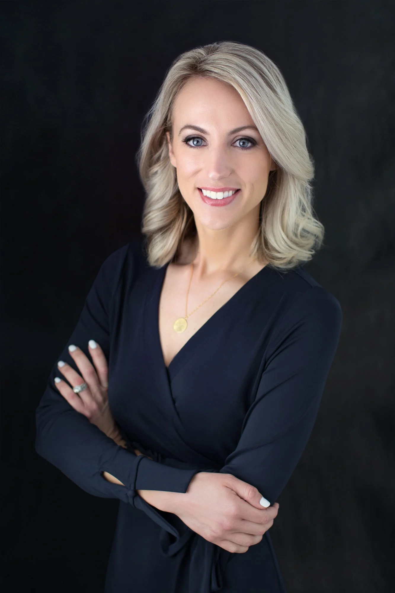 ARE YOU AN OUTLAW? MEET ELLE WALCH