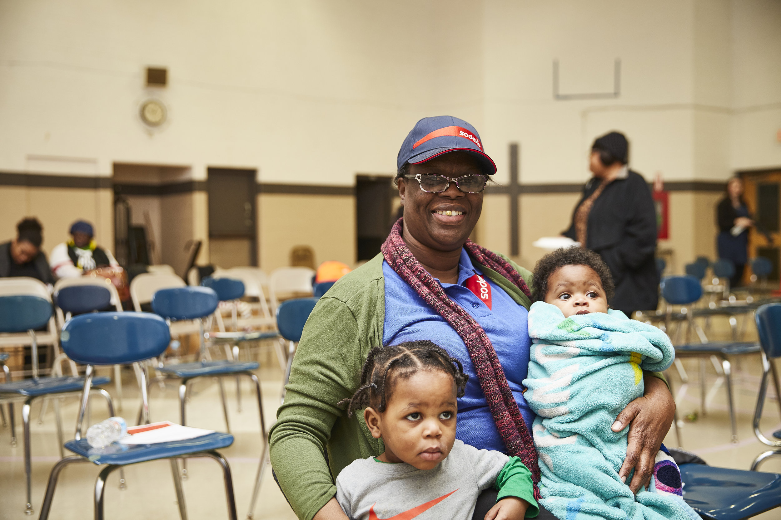 Pearl Burton, sister of Rise 189 member Toni Burton and children