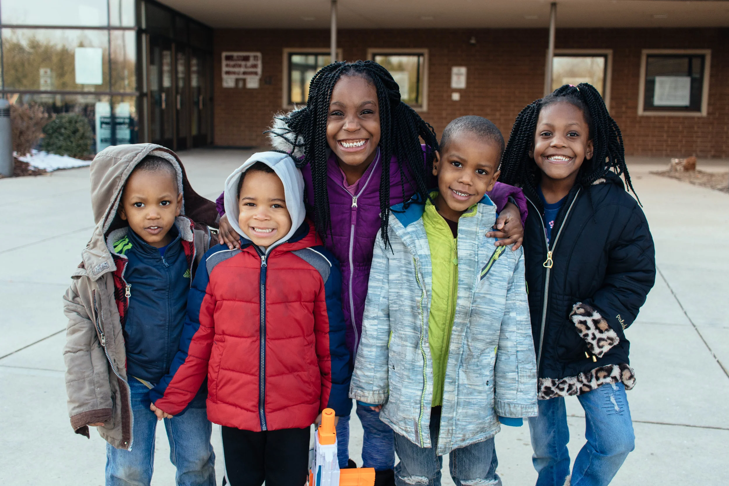  Brenda’s children with Marie and Sam Franklin ’s grandson. Photo by Kristen Trudo. 