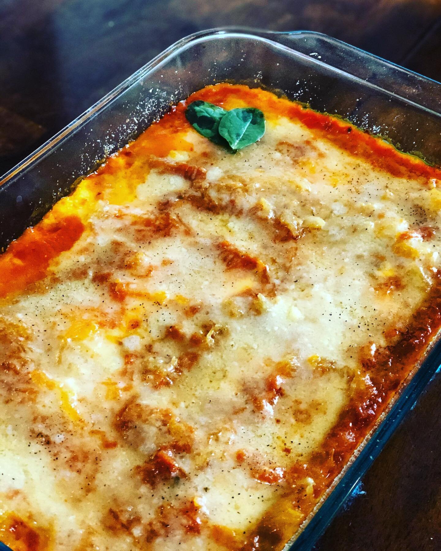 When you think of lasagna, what&rsquo;s the first thing that comes to mind? I bet it has something to do with bubbling cheese. However, it can be unsettling to discover how many calories are lurking in that tiny slice.
.
But now you can enjoy lasagna