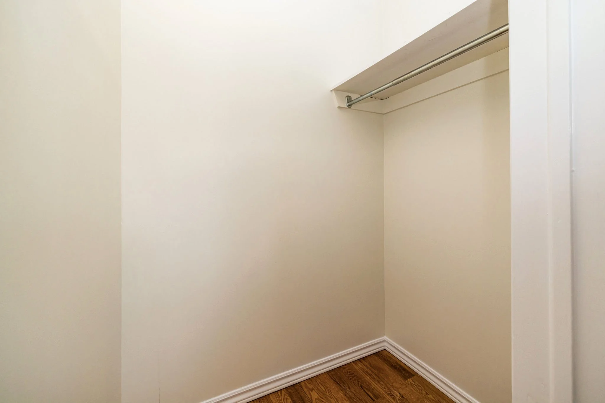 1404 Forest Valley_045.jpg