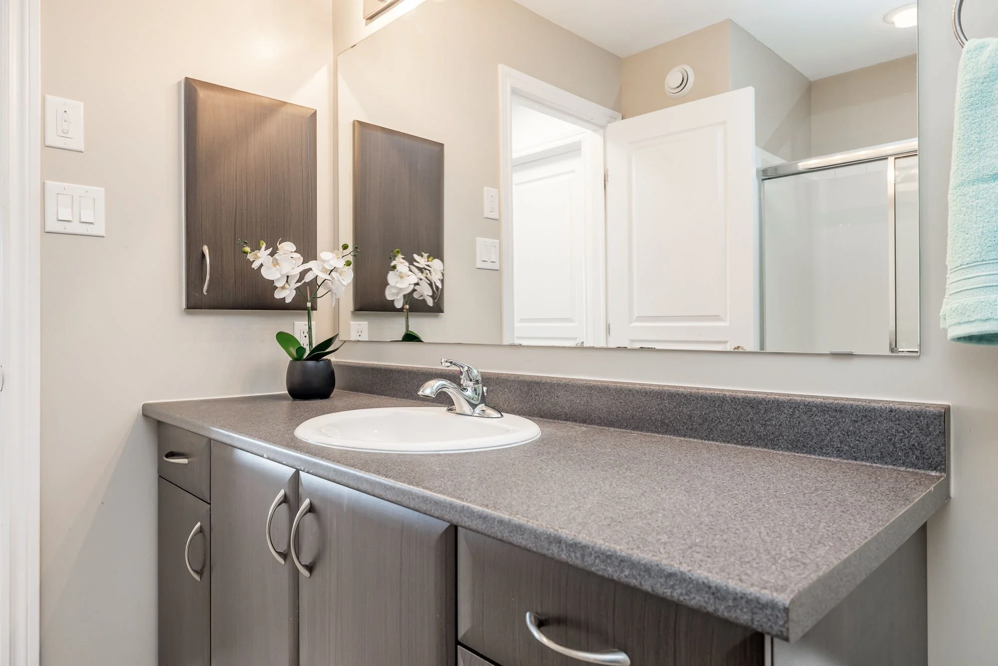 344 Kingbrook_030.jpg