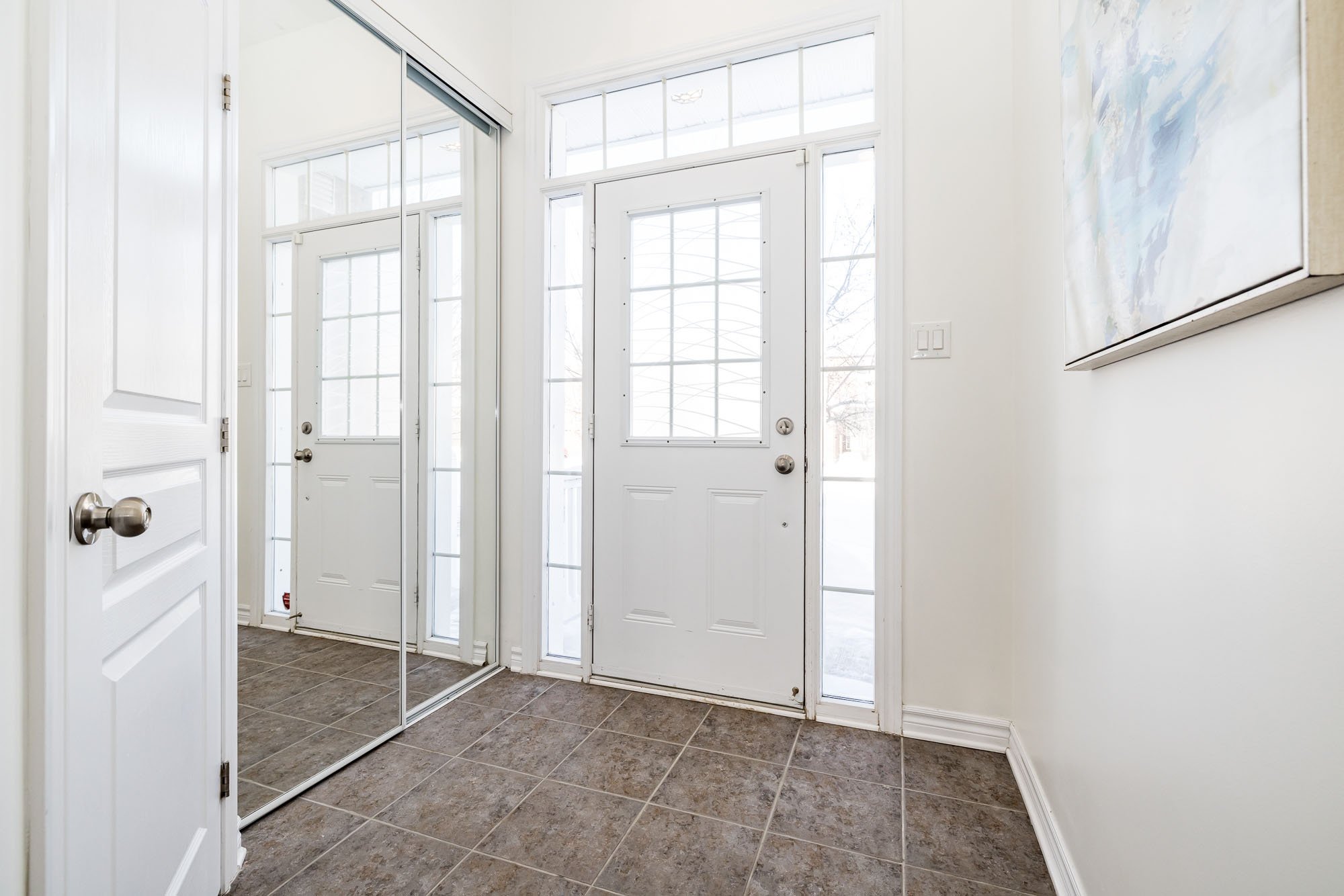 344 Kingbrook_005.jpg