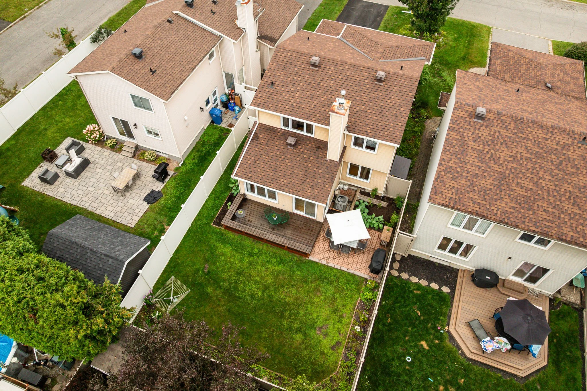 6068 Ridgelea_0058.jpg