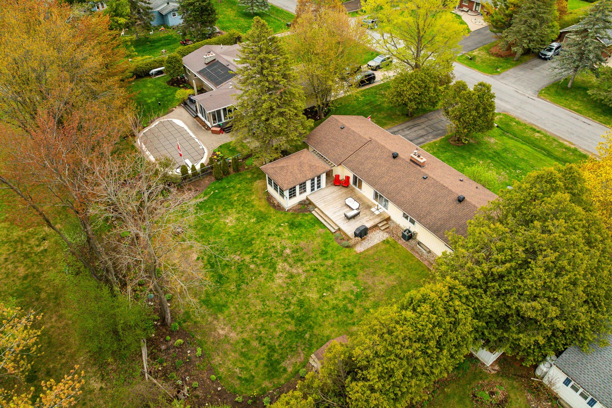 1303 Fairway_ext_018.jpg