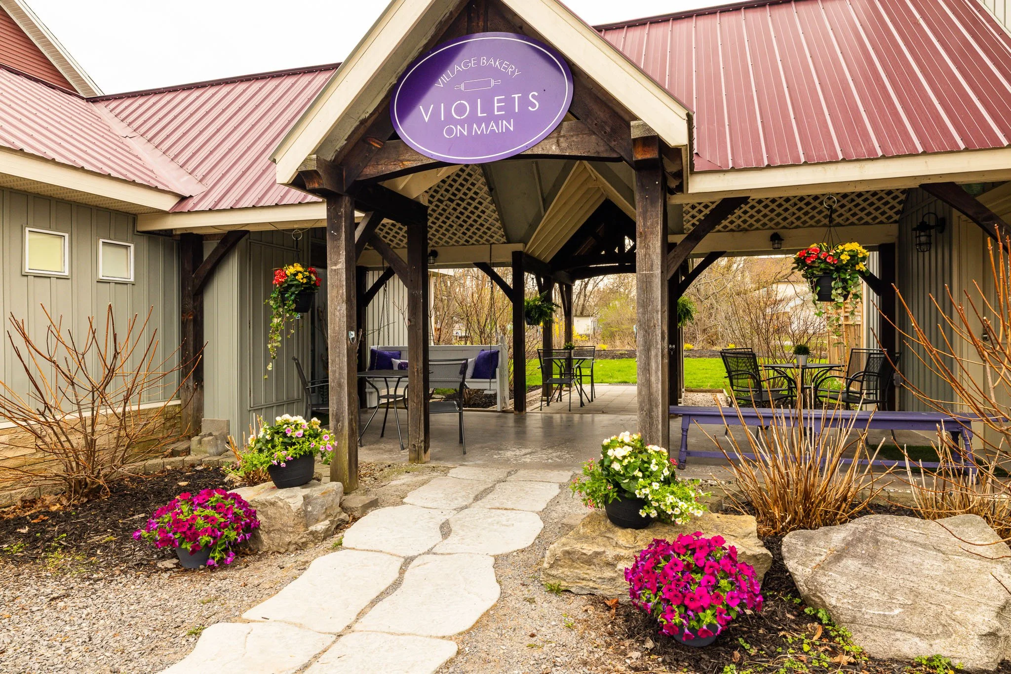 318 Main St W_012.jpg