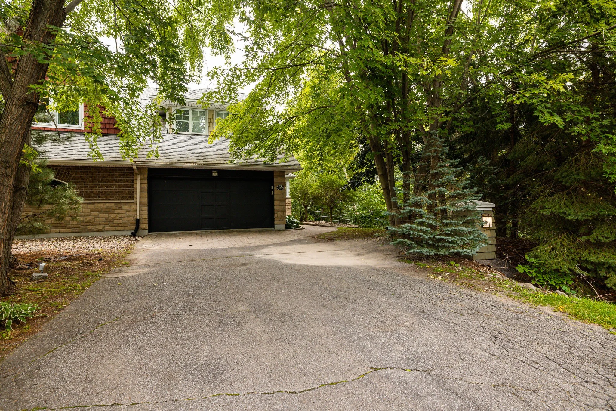 119 Creeks End_0002.jpg