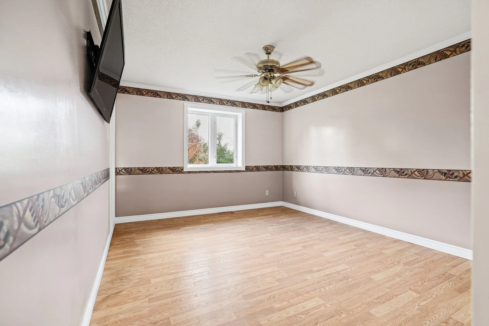 589 River Rd__0037.jpg