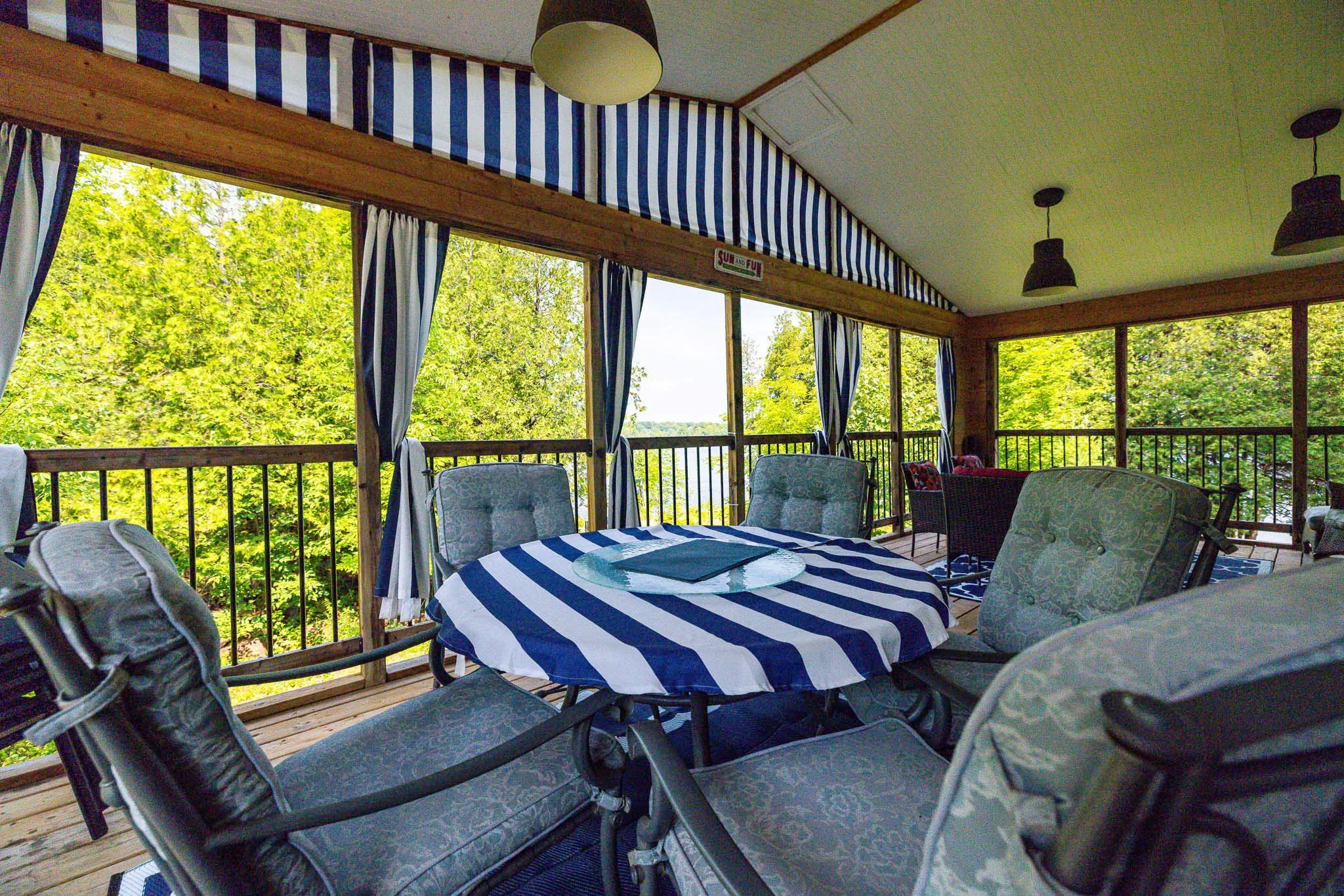 688 Dewitt_0058.jpg