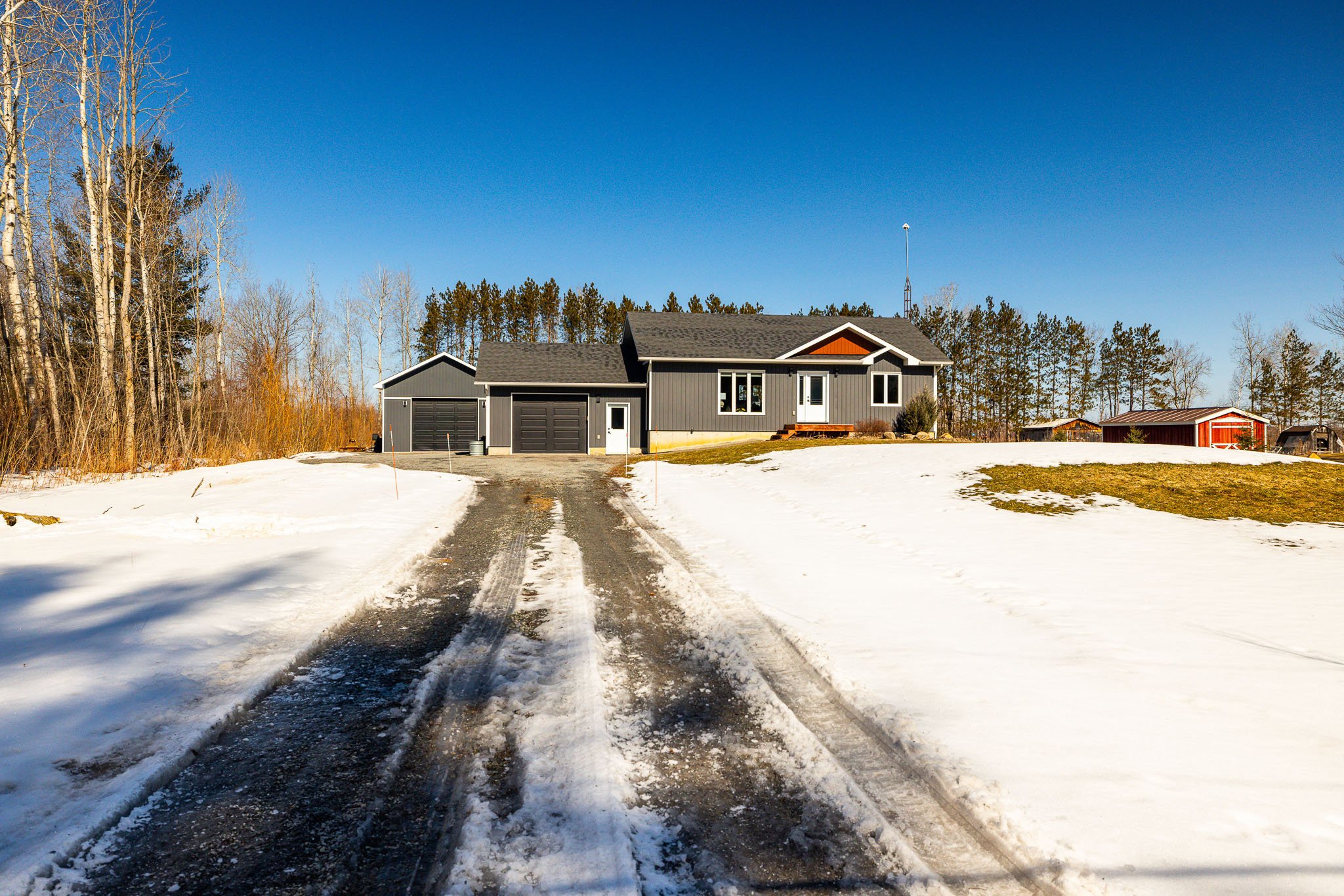 10625 Loughlin_008.jpg