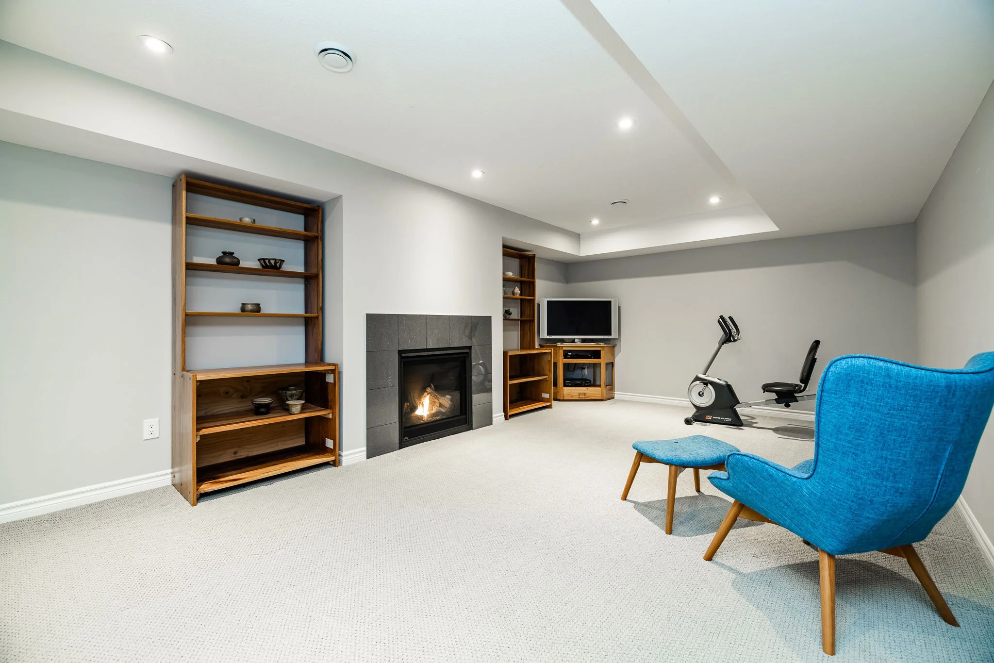 156 Oxford St W_032.jpg