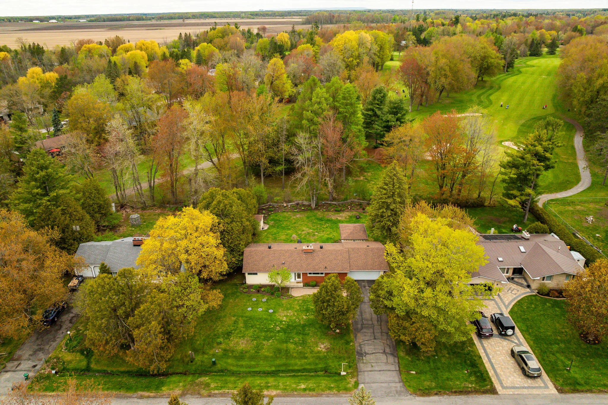 1303 Fairway_ext_003.jpg