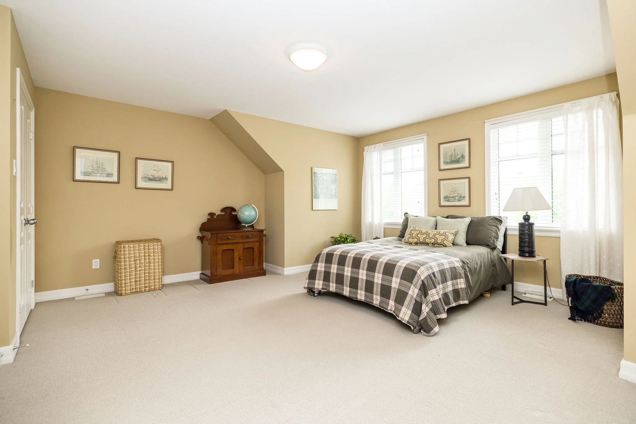 36 Oakbriar_055.jpg