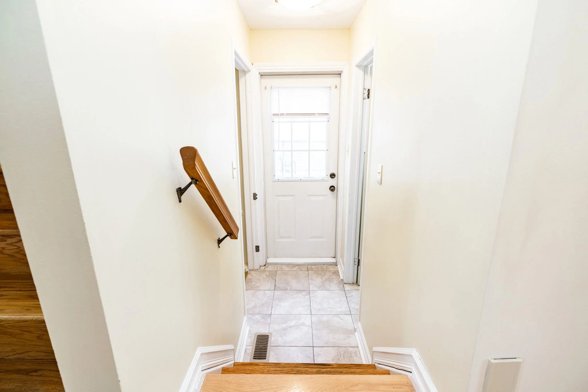 6096 Meadowhill_054.jpg