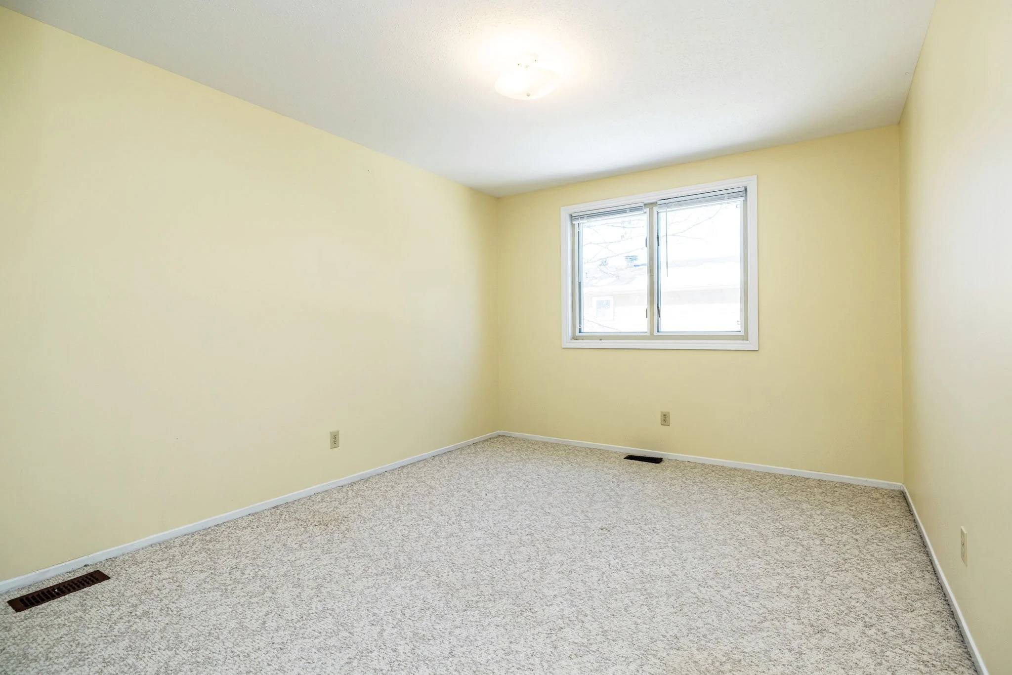 6096 Meadowhill_048.jpg