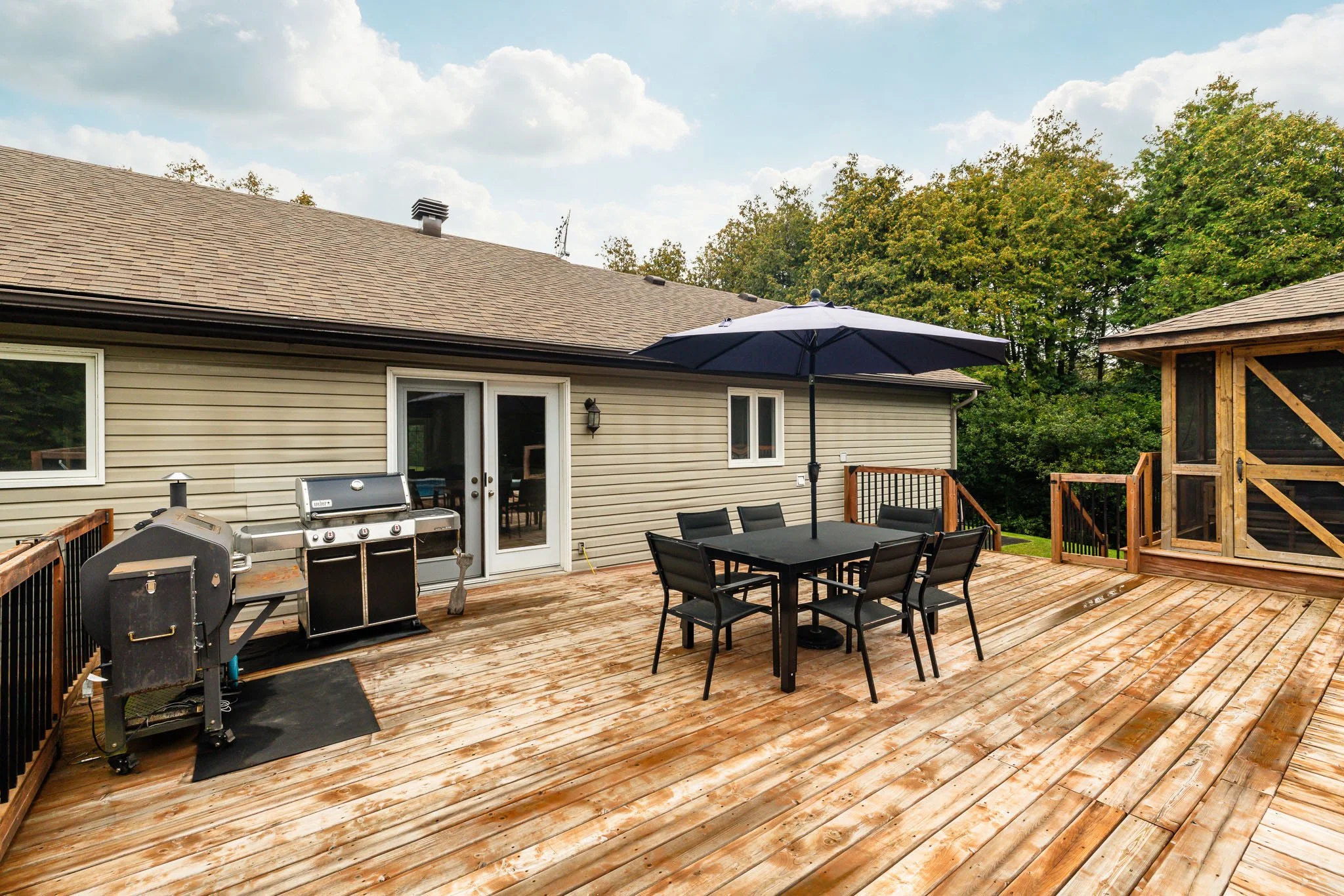 44 Meadowglen_0075.jpg