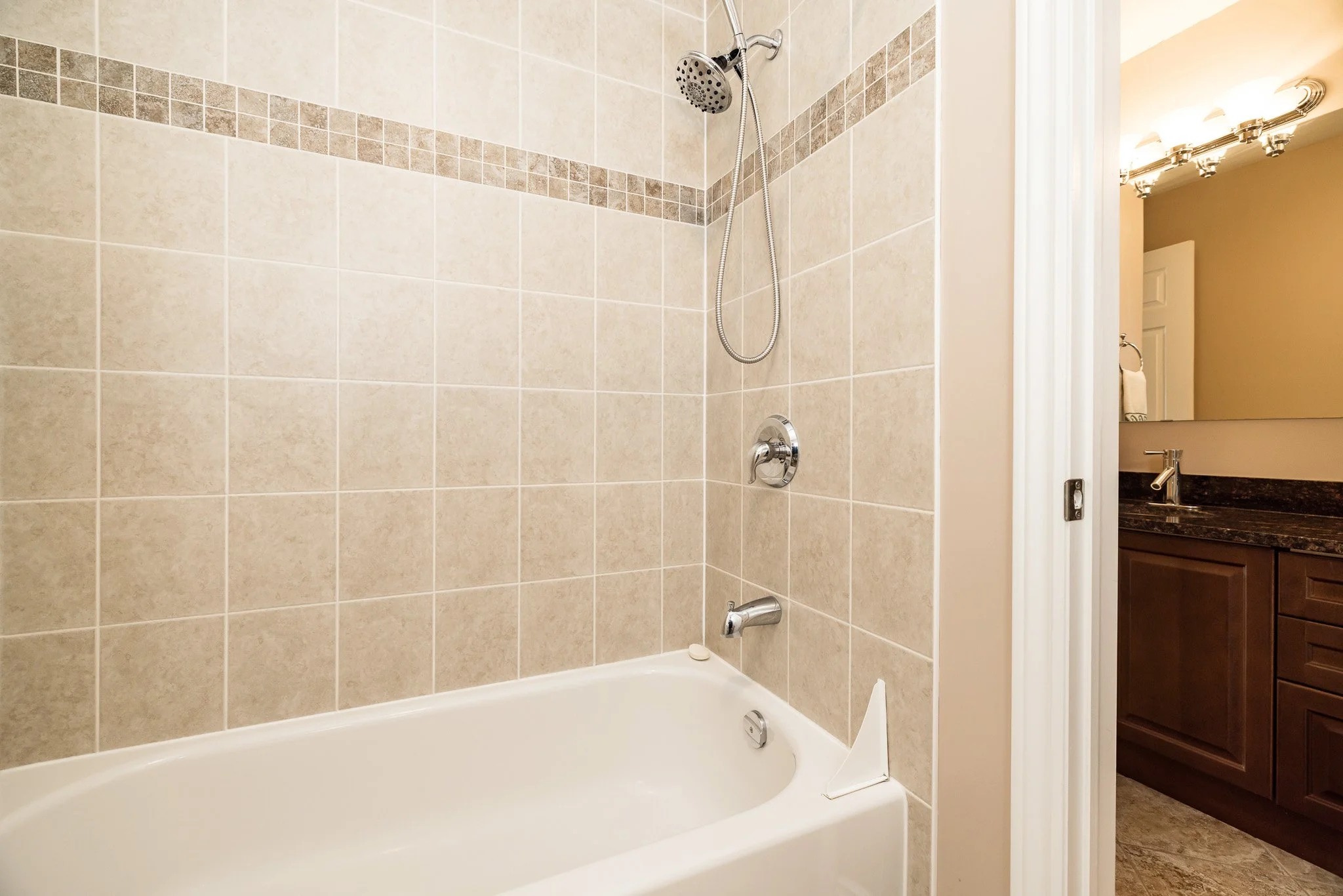 415 Landswood_058.jpg