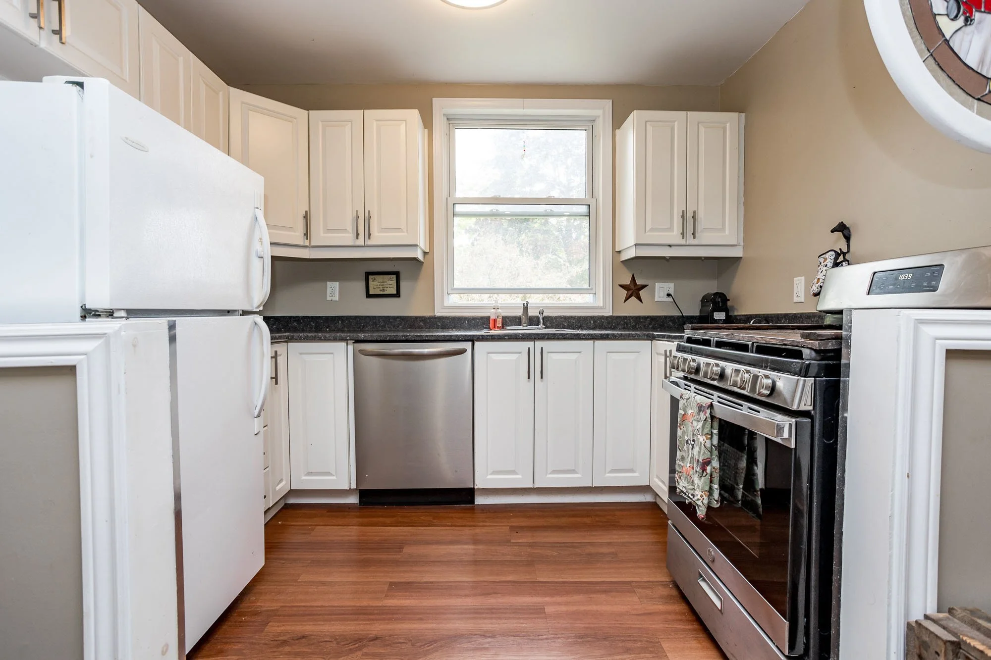 17660 Robinsons — Professional Real Estate Photography Solutions