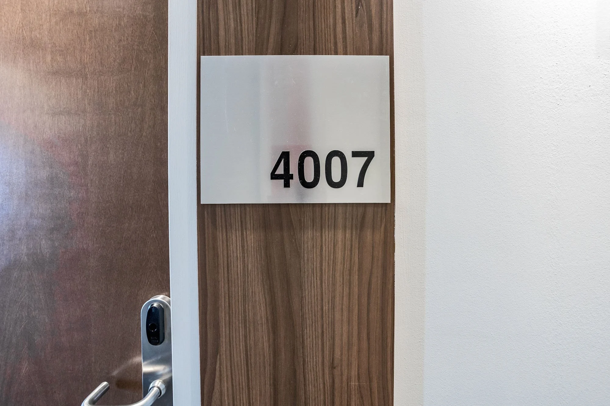 805 Carling 4007__0012.jpg