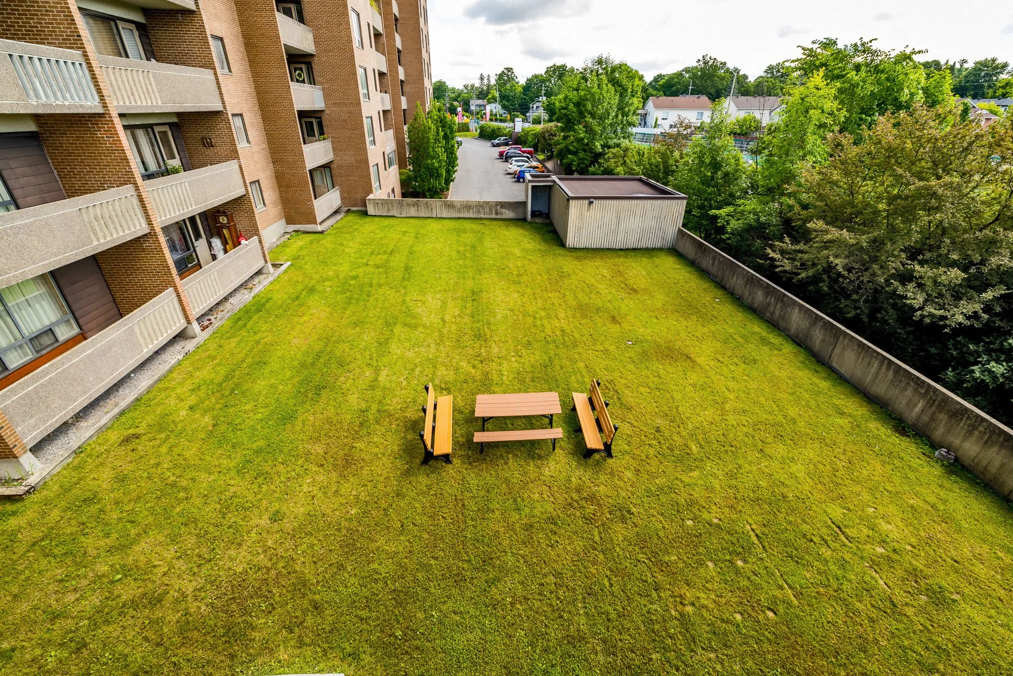 1100 Ambleside 414__460.jpg