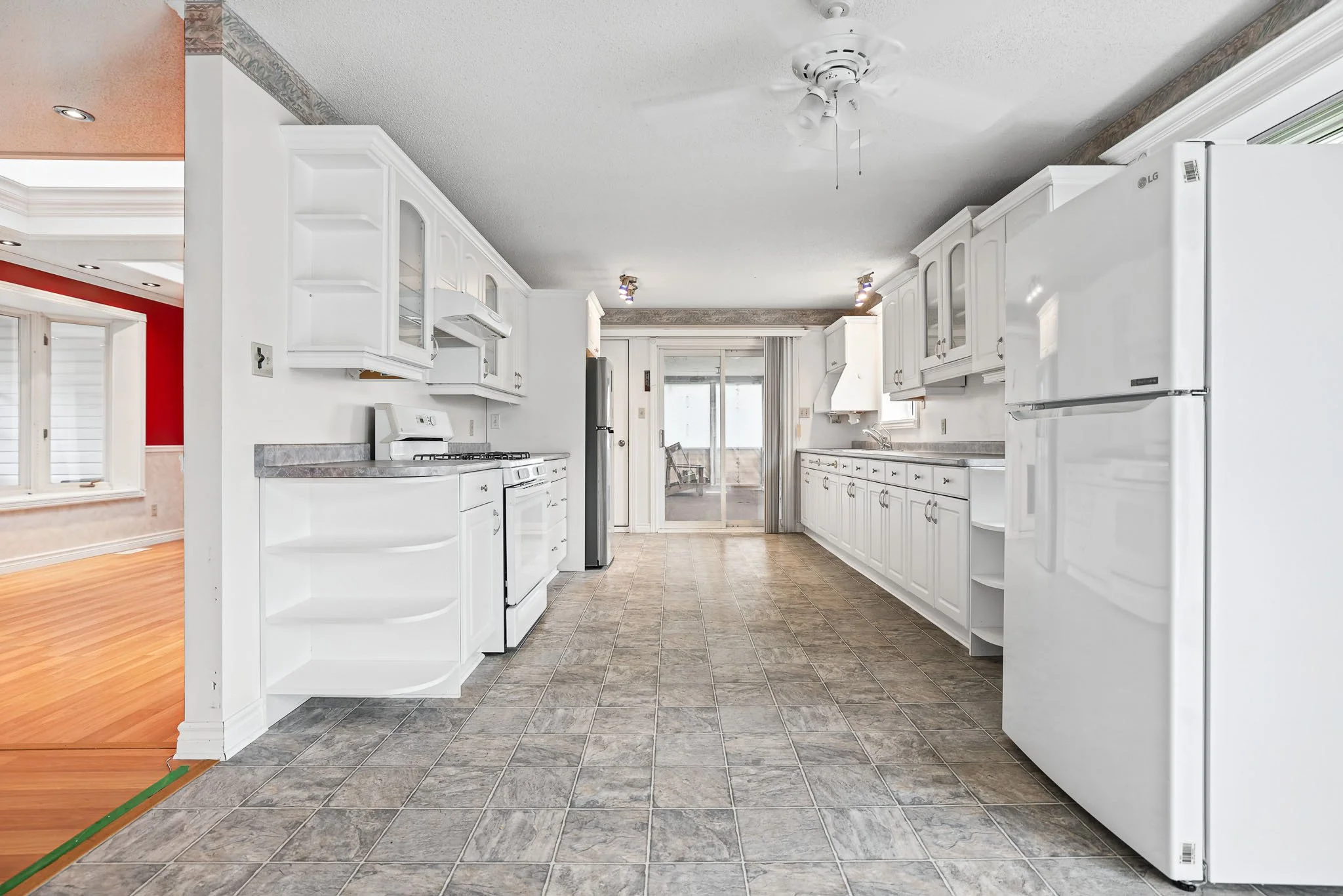 589 River Rd__0027.jpg