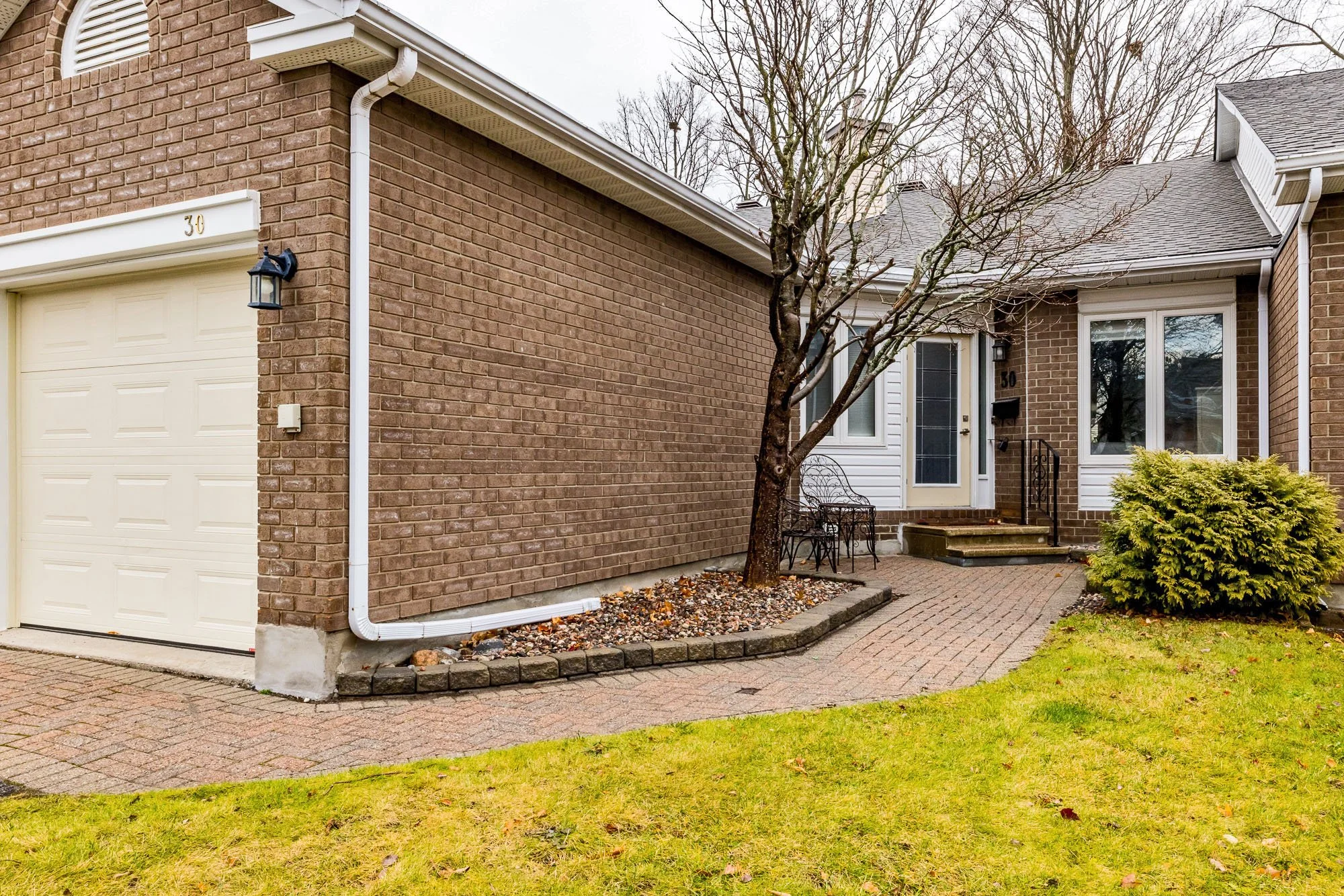 30 Grand Cedar__003.jpg