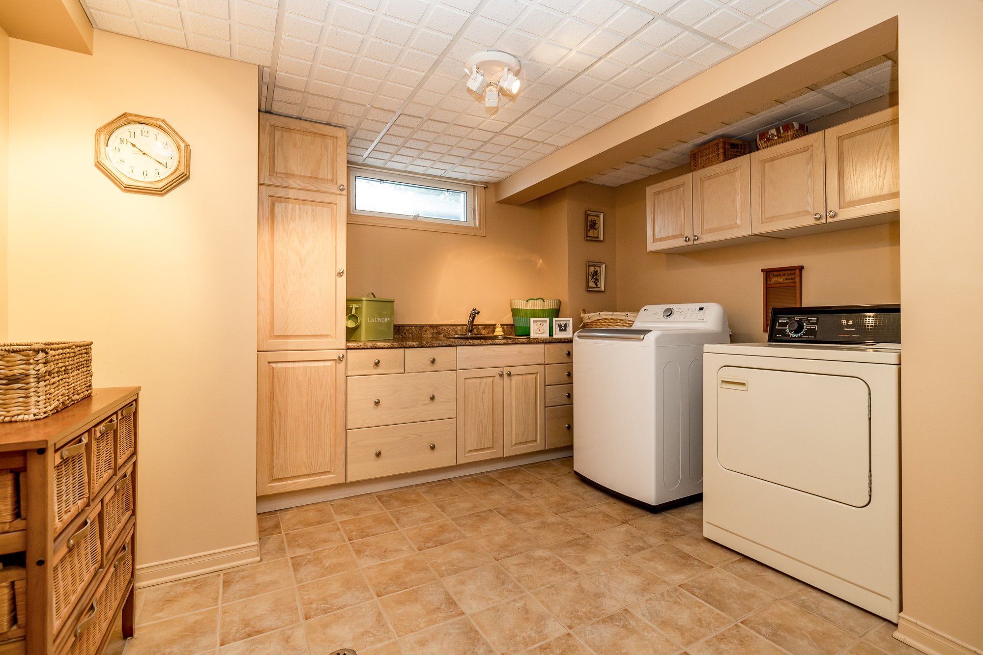 813 Weston__050.jpg