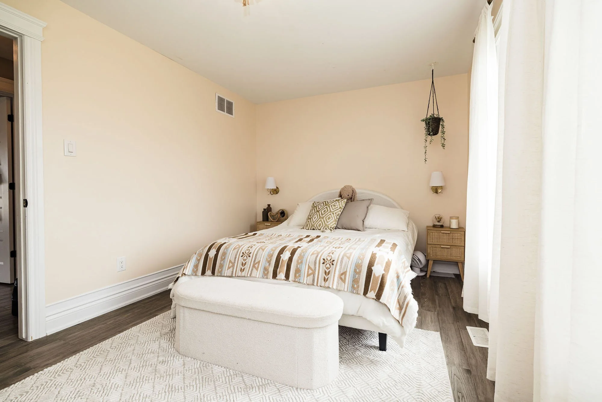 225 Hillcrest Bed Update_002.jpg