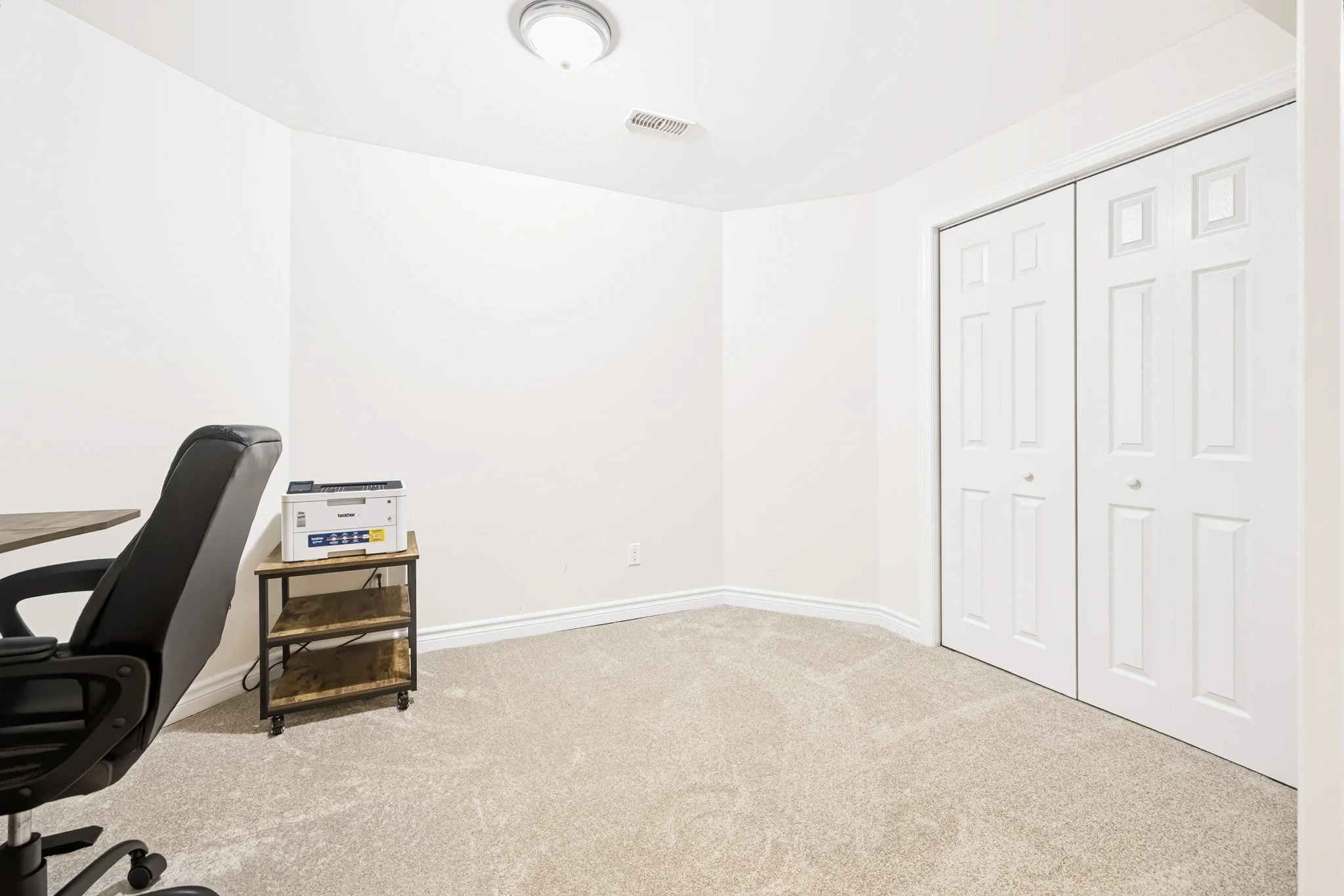 44 Meadowglen_0053.jpg