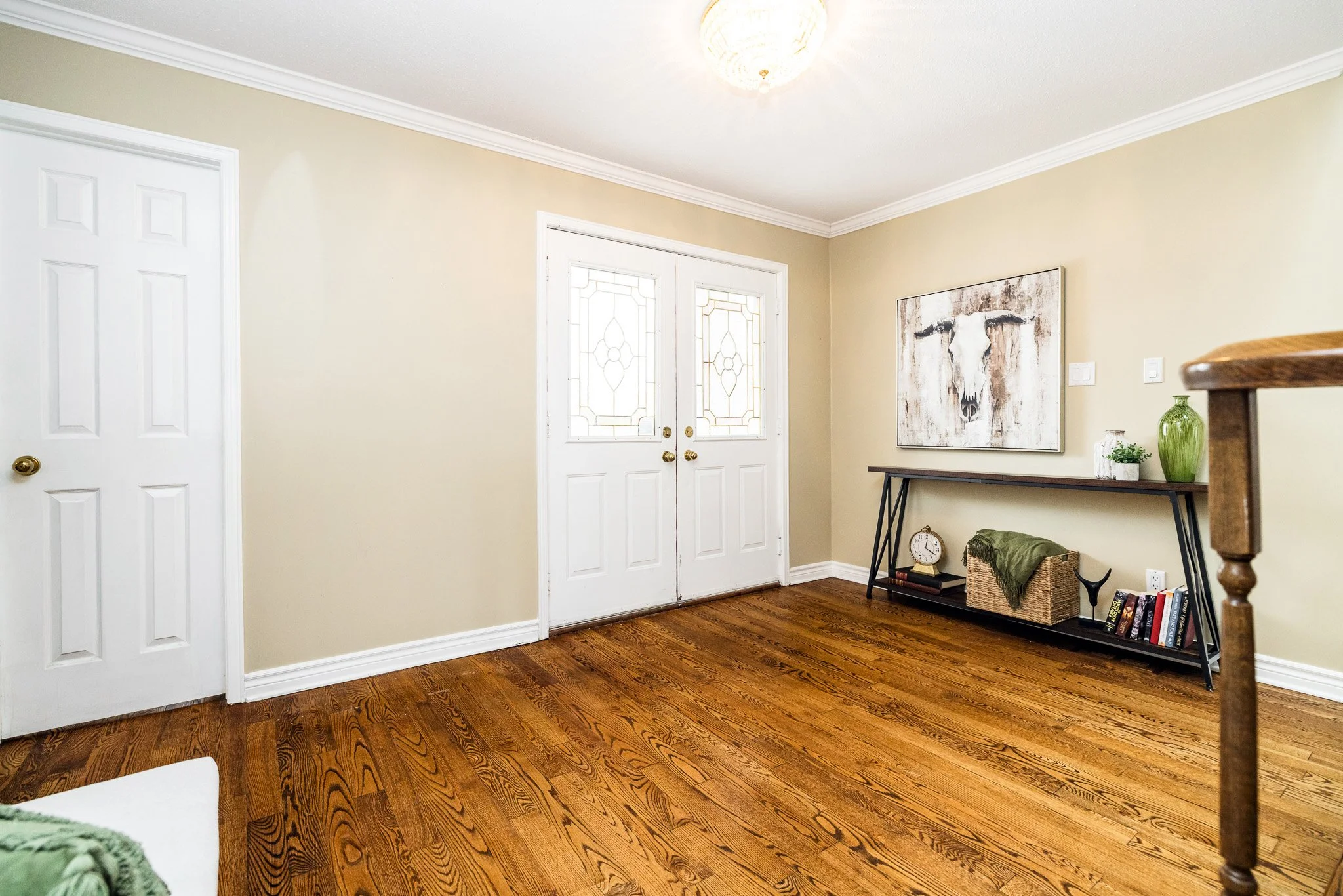 375 River Ridge_008.jpg