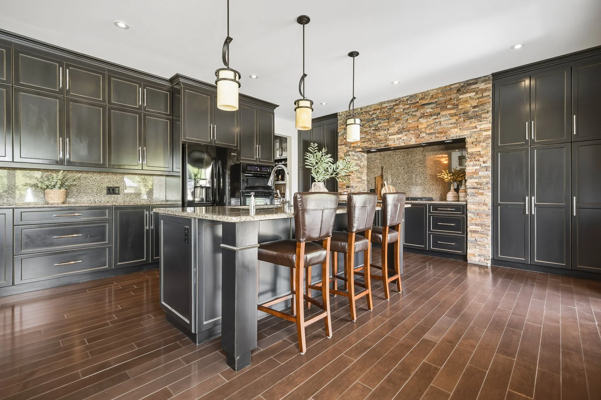 1419 Balmoral DR_0021.jpg