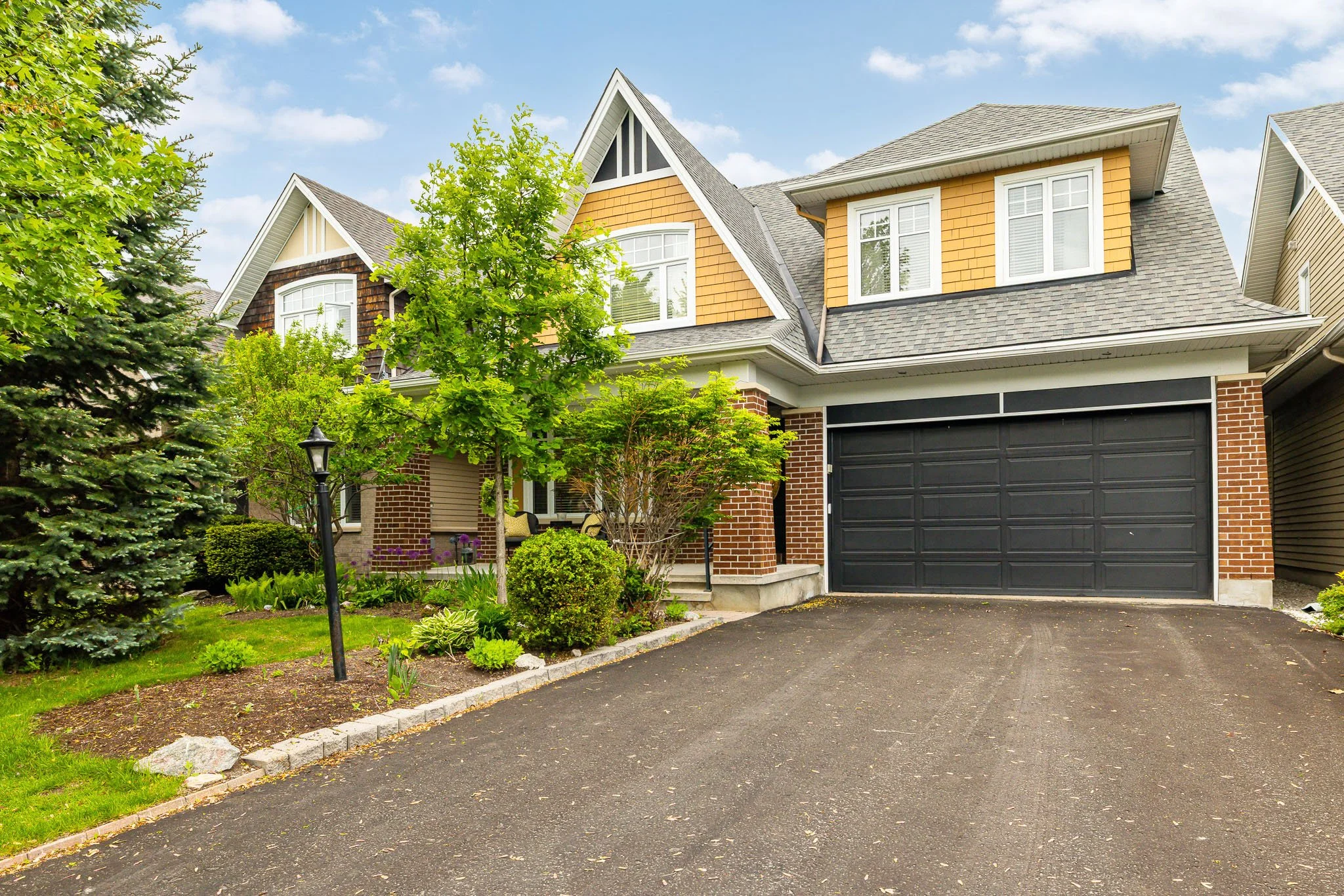 36 Oakbriar_006.jpg