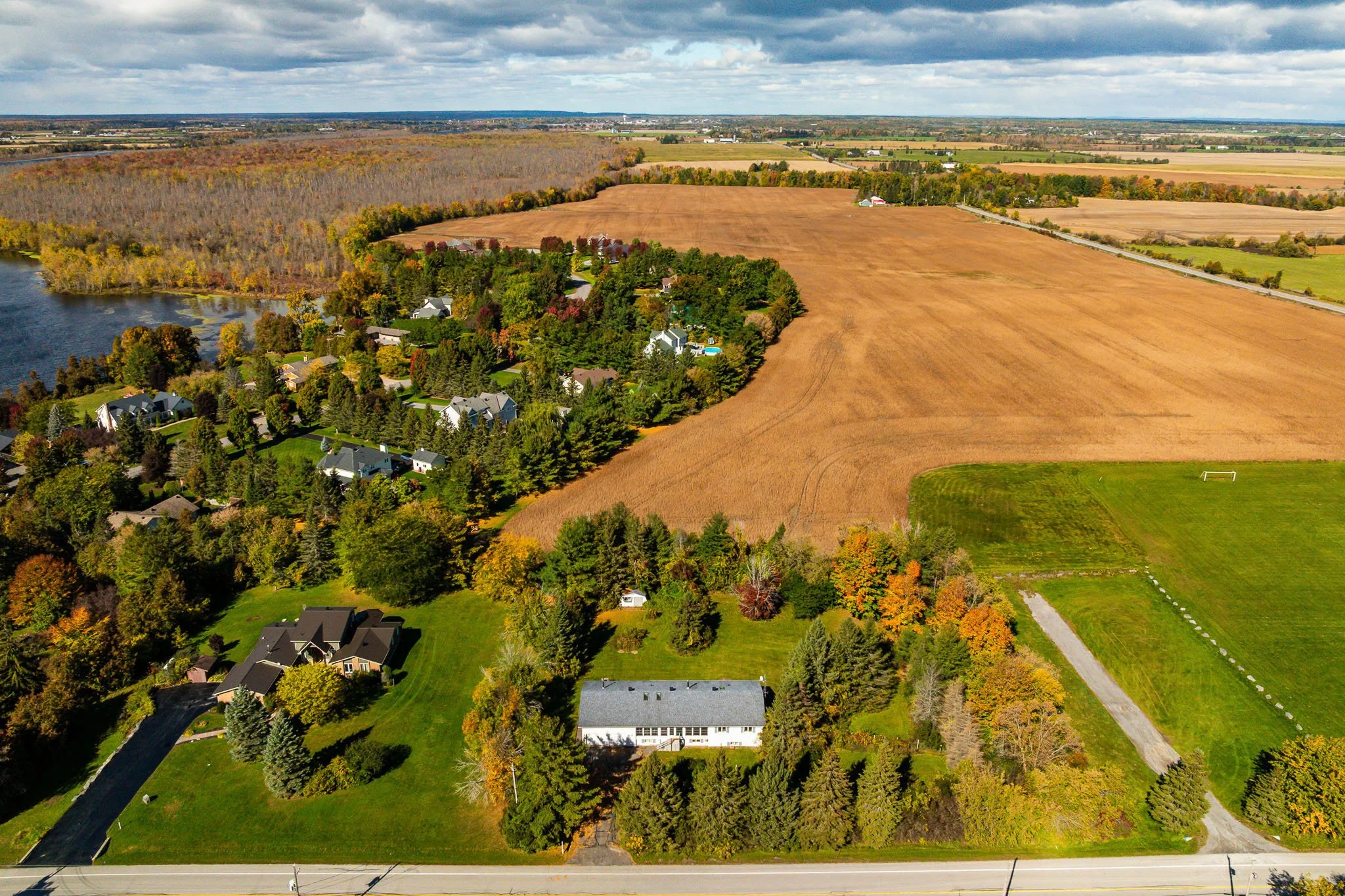 589 River Rd__0004.jpg