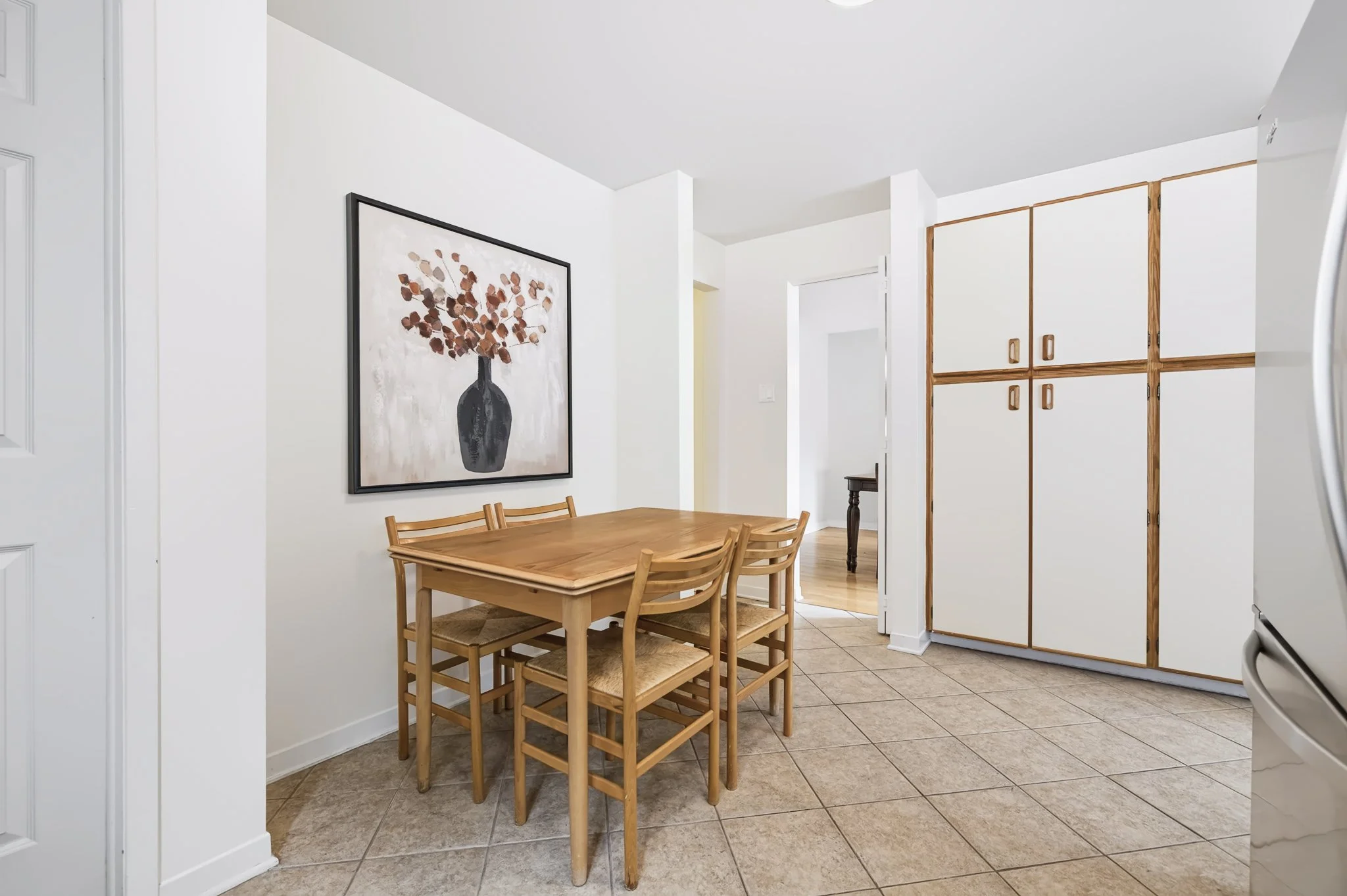 6068 Ridgelea_0026.jpg