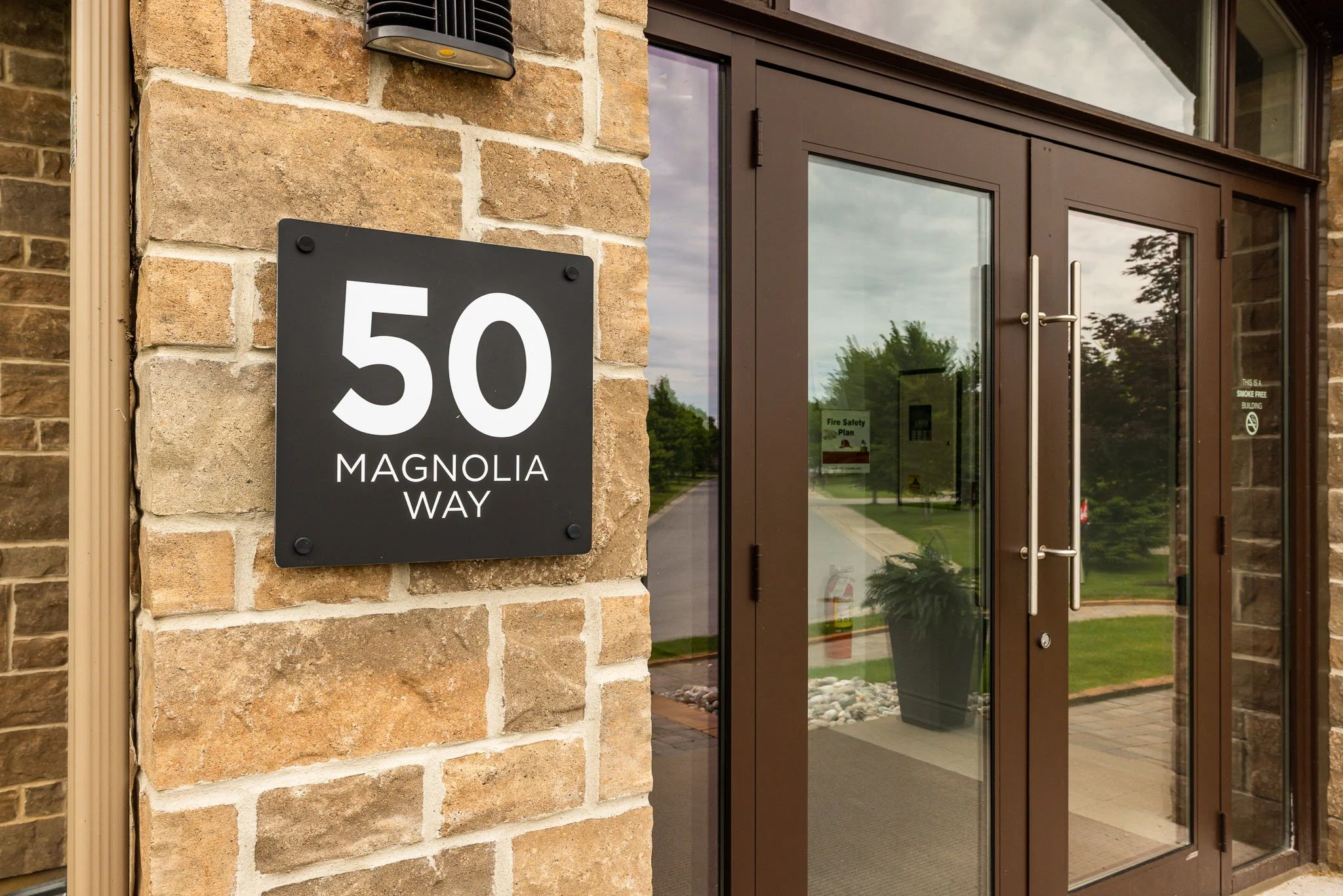 50 Magnolia 203_0009.jpg