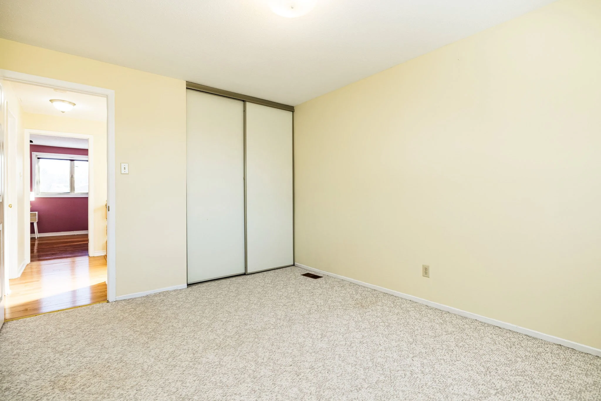 6096 Meadowhill_049.jpg